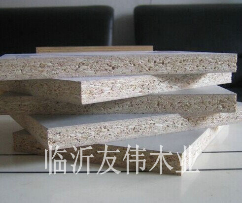 膠合板滑？滑？滑？